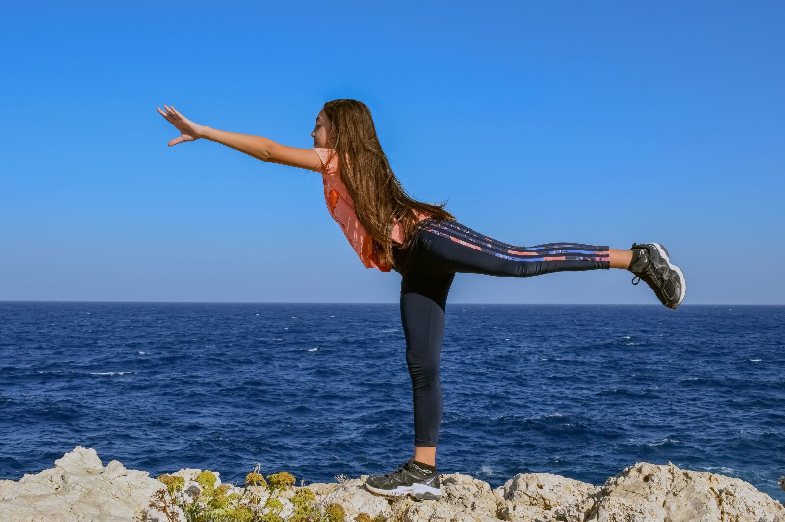 Nikon D3300 sample photo. Girl, balance, meditation photography
