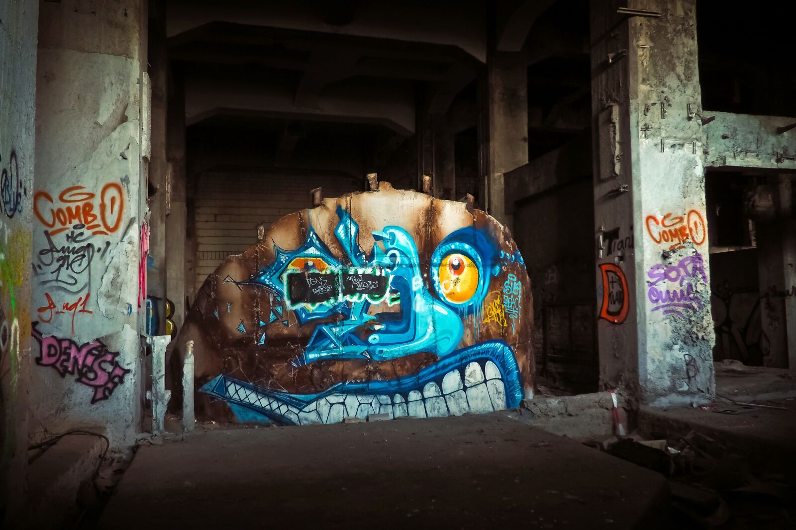 Olympus OM-D E-M10 sample photo. Lost places, abandoned, pforphoto photography