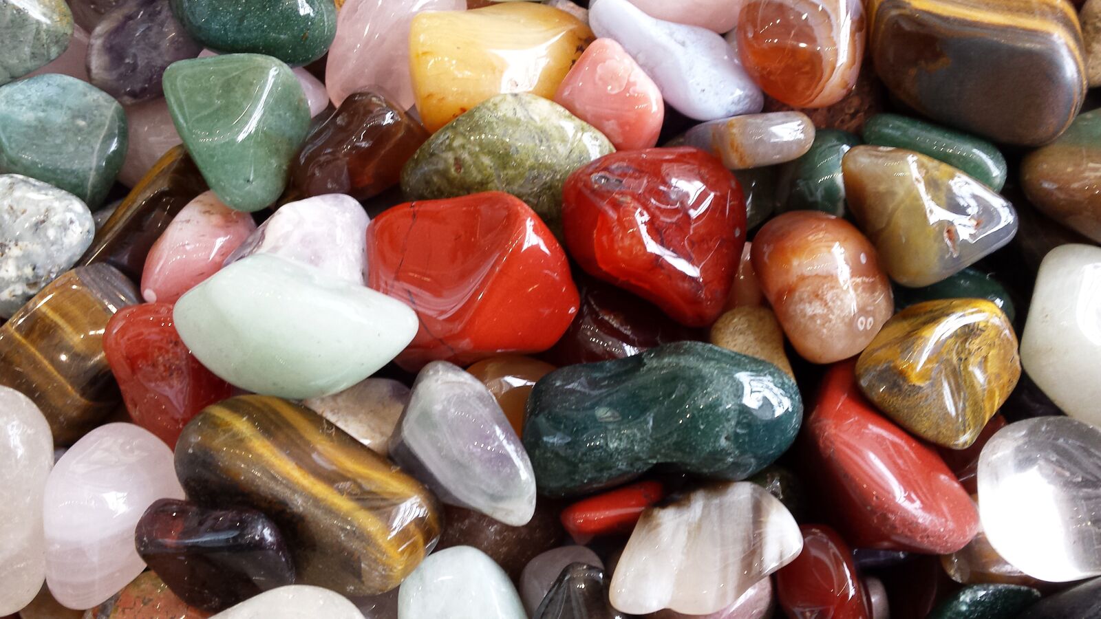 Samsung Galaxy S4 sample photo. Stones, colorful, deco photography