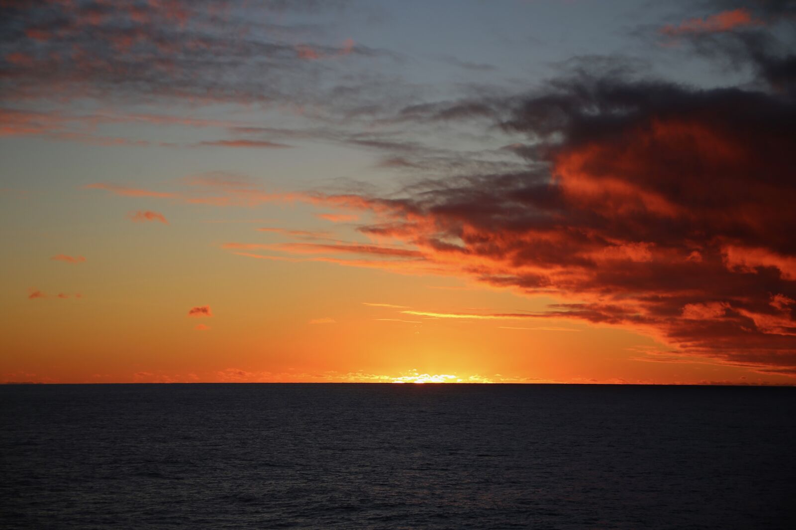 Canon EOS 6D sample photo. Sunset, dawn, dusk photography