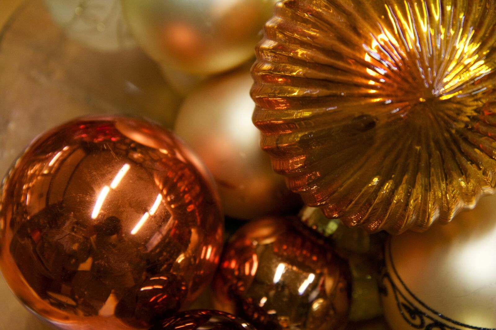 Canon EOS 70D sample photo. Advent, room decorations, glaskugeln photography