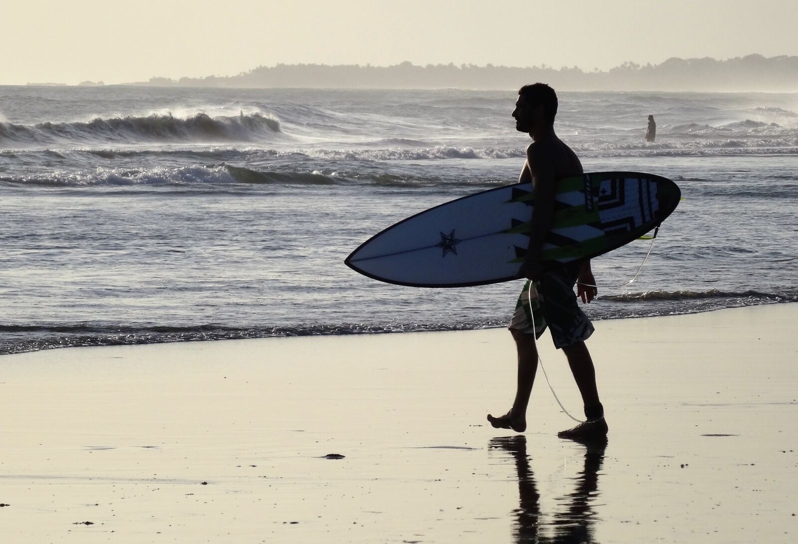 Sony DSC-HX50 sample photo. Surfer, bali, beach photography