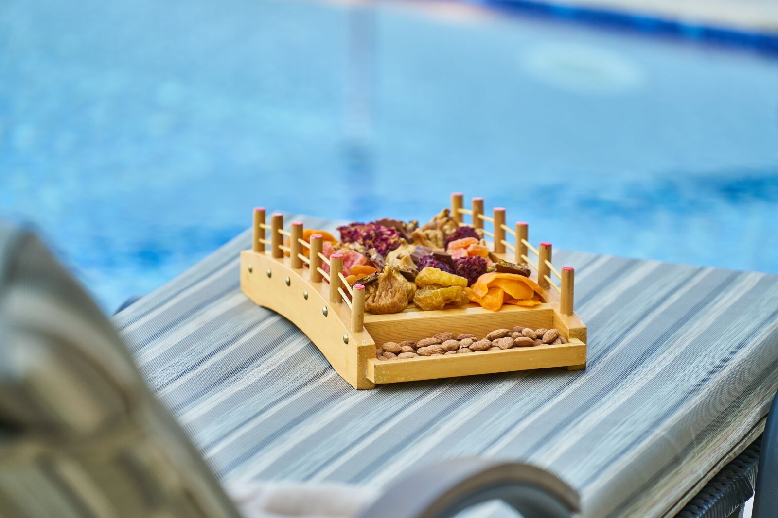 Sony FE 70-200mm F4 G OSS sample photo. Snack, dry, fruit photography