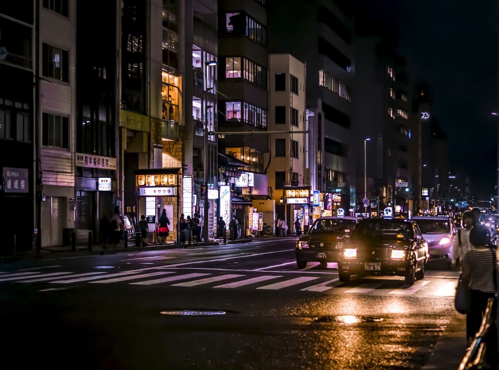 Sony Alpha DSLR-A390 sample photo. Kyoto, japan, night photography
