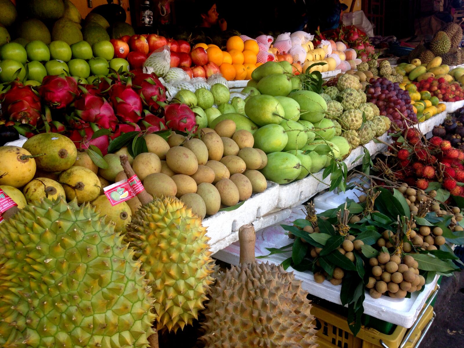 iPhone 5c back camera 4.12mm f/2.4 sample photo. Colourful, fresh, fruit, fresh photography