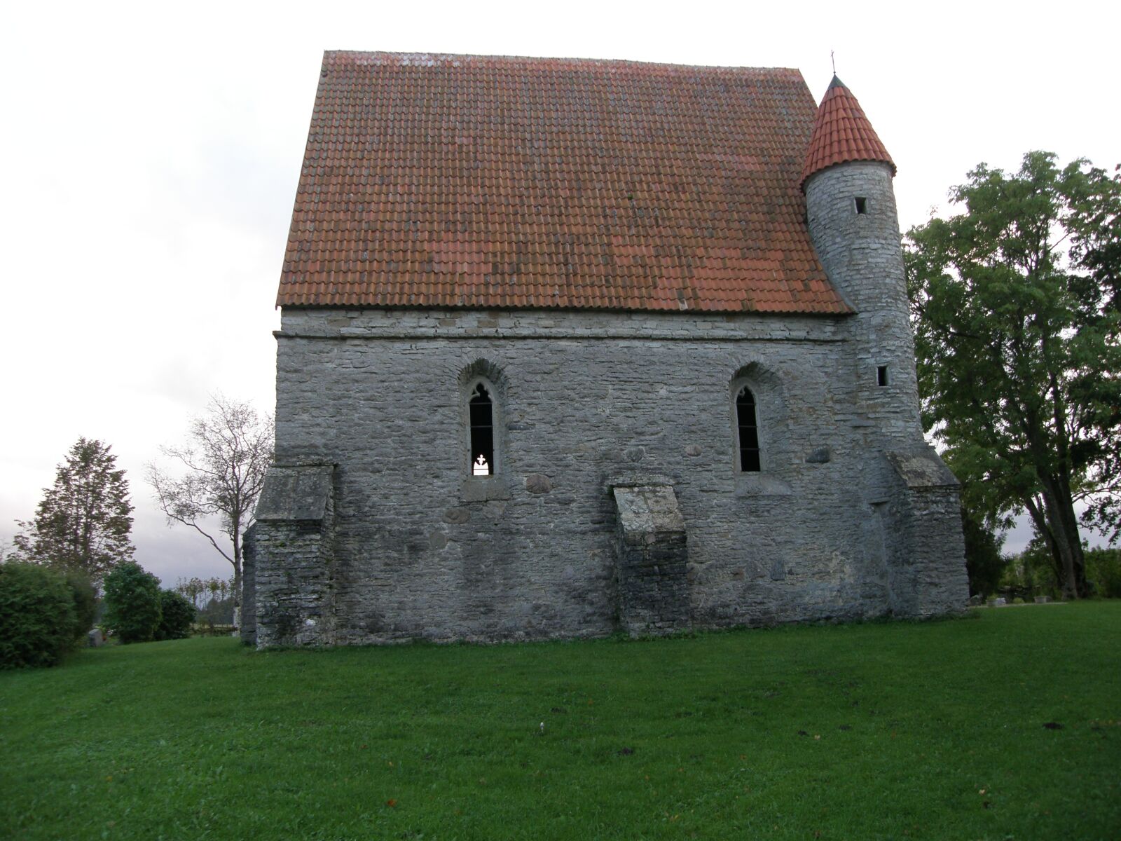 Olympus SP560UZ sample photo. First church of estonia photography