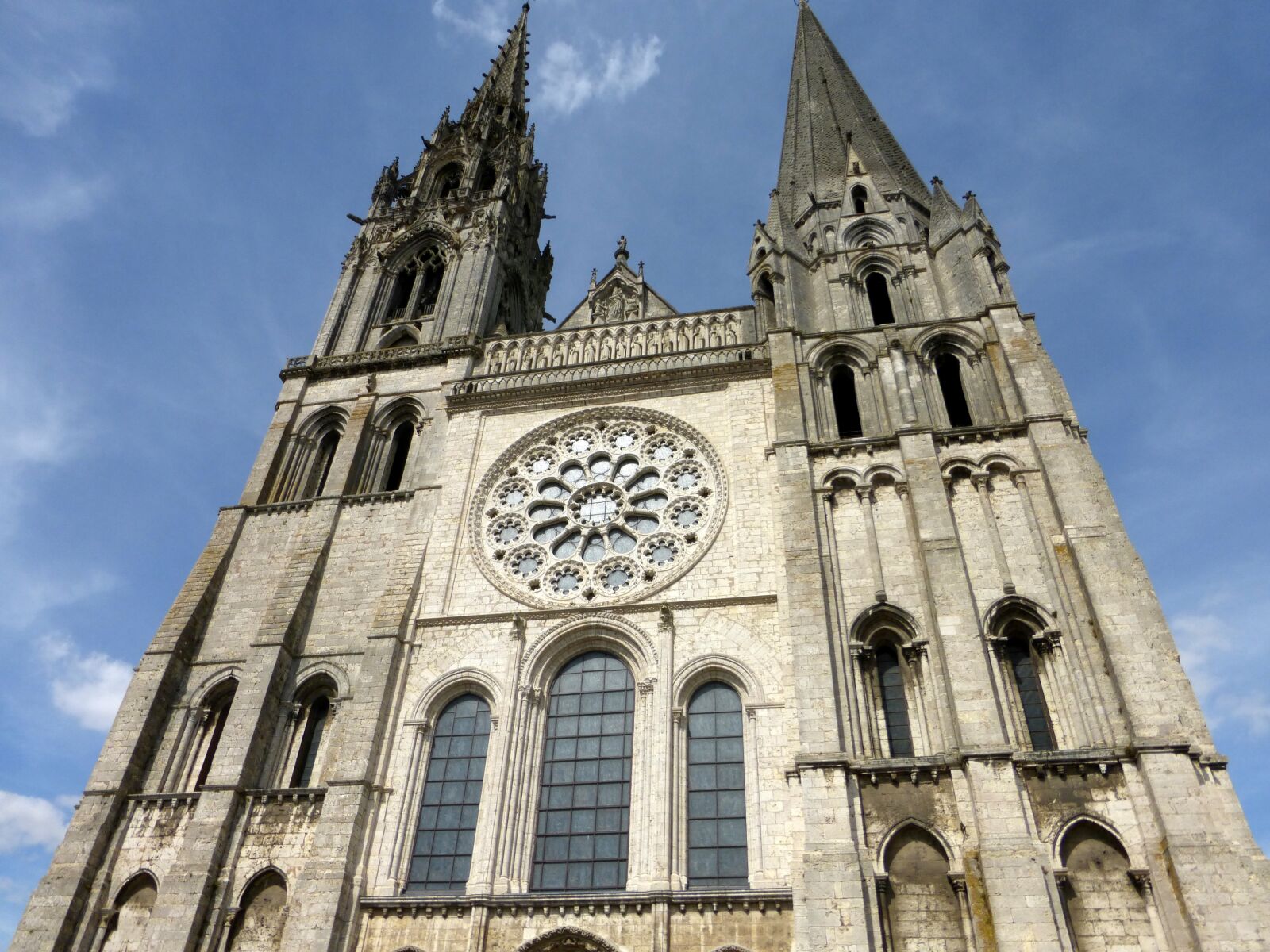Panasonic Lumix DMC-ZS25 (Lumix DMC-TZ35) sample photo. Cathedral, chartres, monument photography