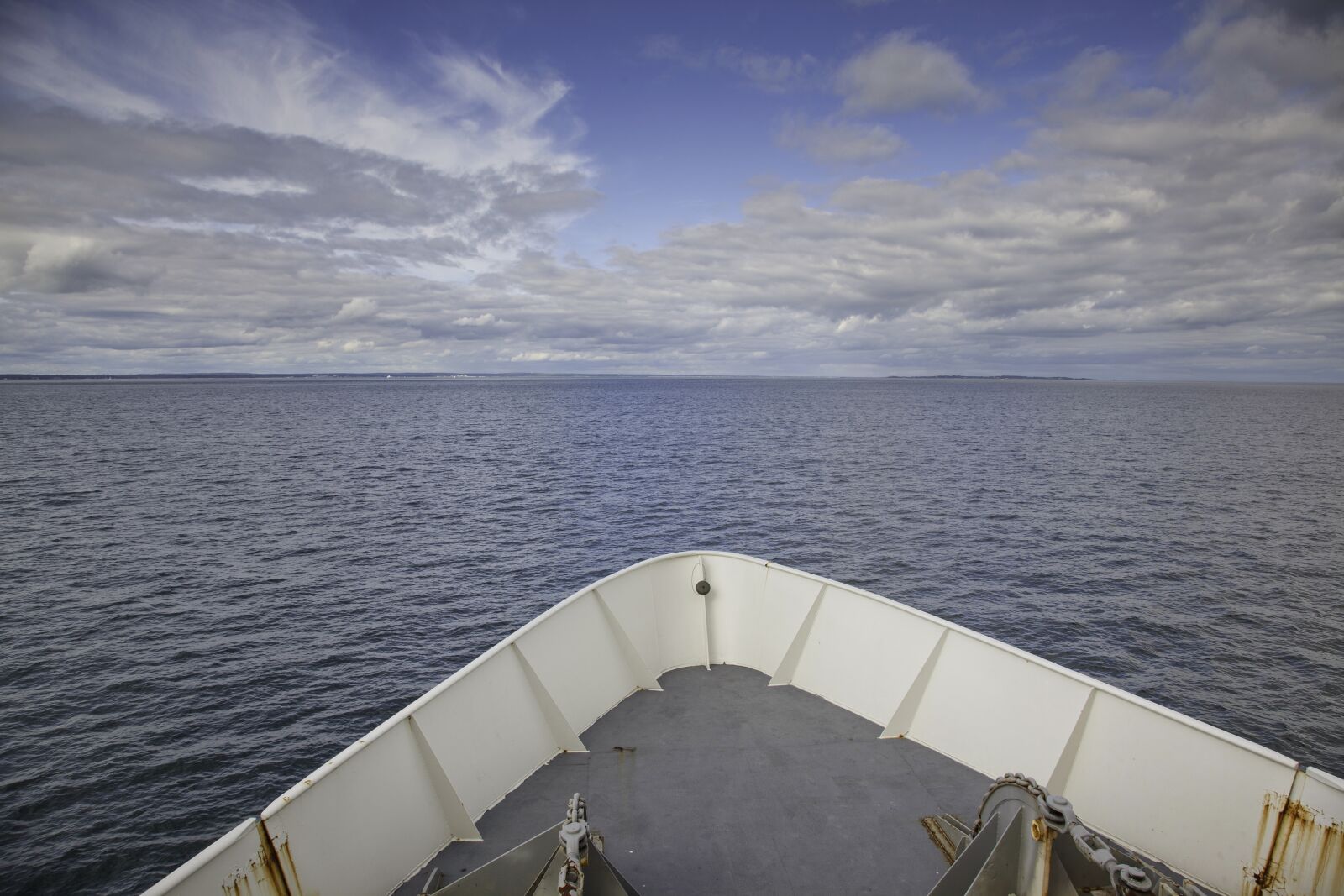 Canon EOS 5D Mark II sample photo. Ocean, boat, sky photography