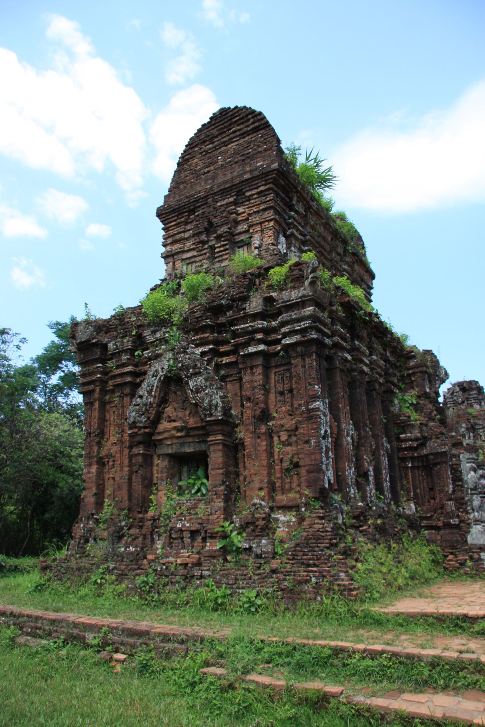 Canon EOS 40D sample photo. Ancient tower, heritage, vietnam photography