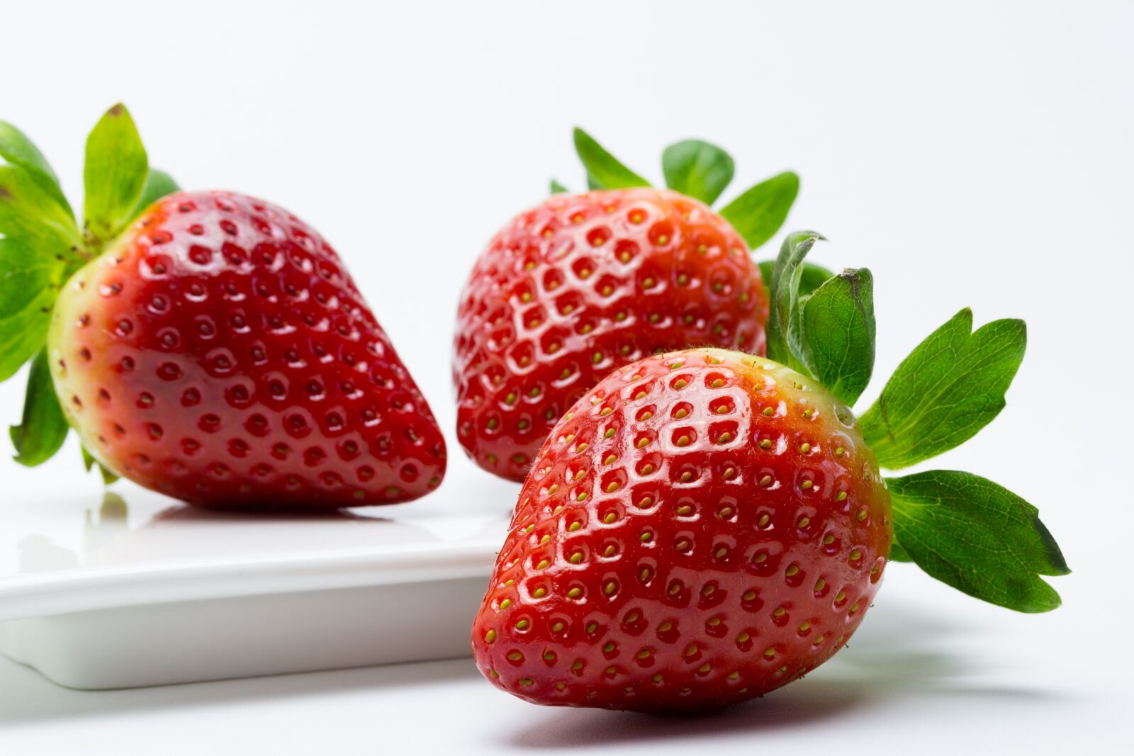 Canon EF-S 60mm F2.8 Macro USM sample photo. Fresón, strawberries, fragaria photography