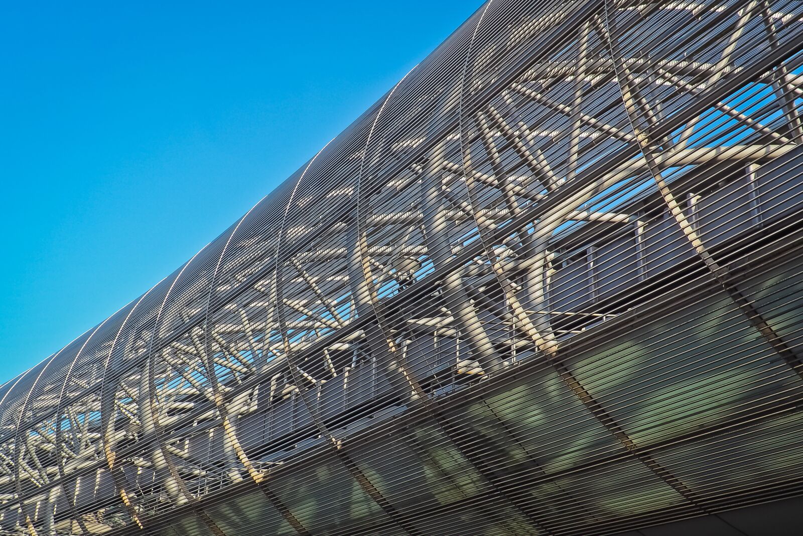 Olympus OM-D E-M10 sample photo. Airport, architecture, building photography