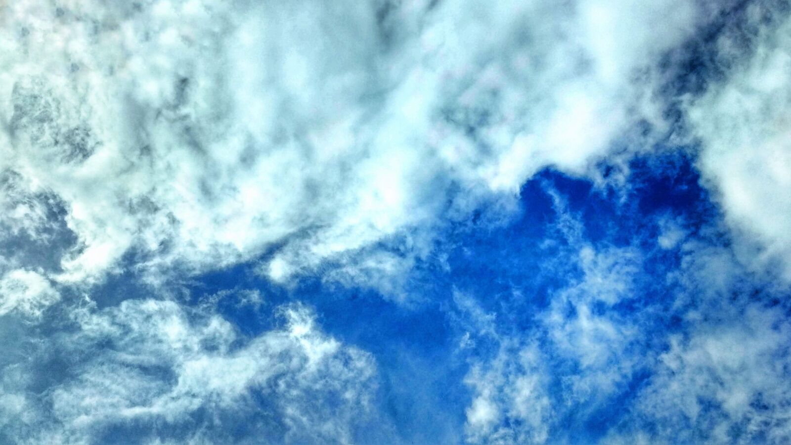 Xiaomi Redmi 4 Pro sample photo. Sky, clouds, blue photography