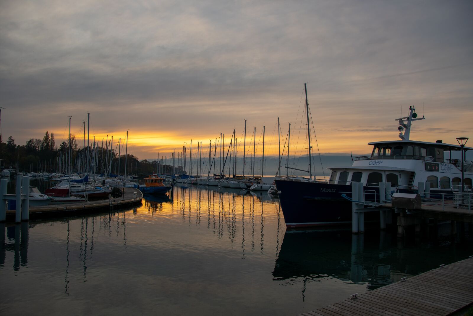 Nikon D5500 sample photo. Boat, sunset, nature photography