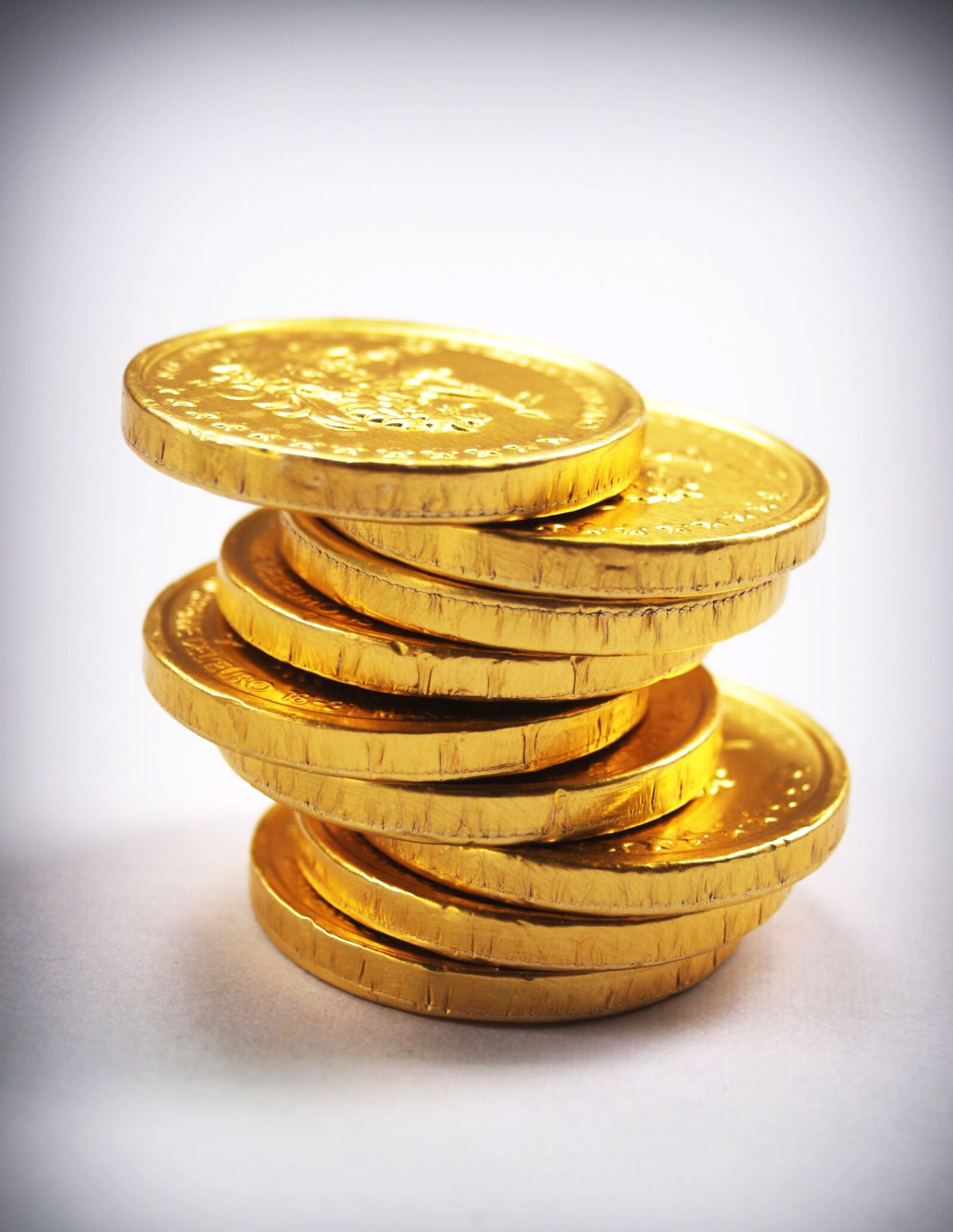Olympus E-300 (EVOLT E-300) sample photo. Coin, gold, cash photography