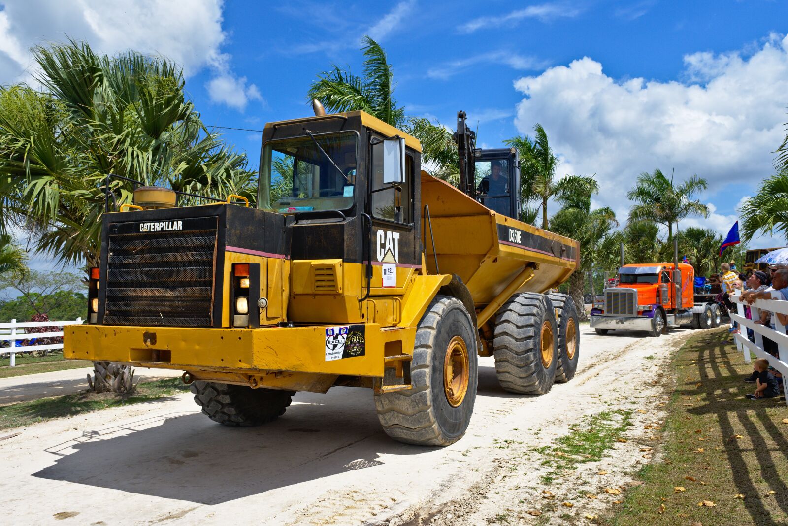 Nikon D7200 sample photo. Transportation system, truck, excavator photography
