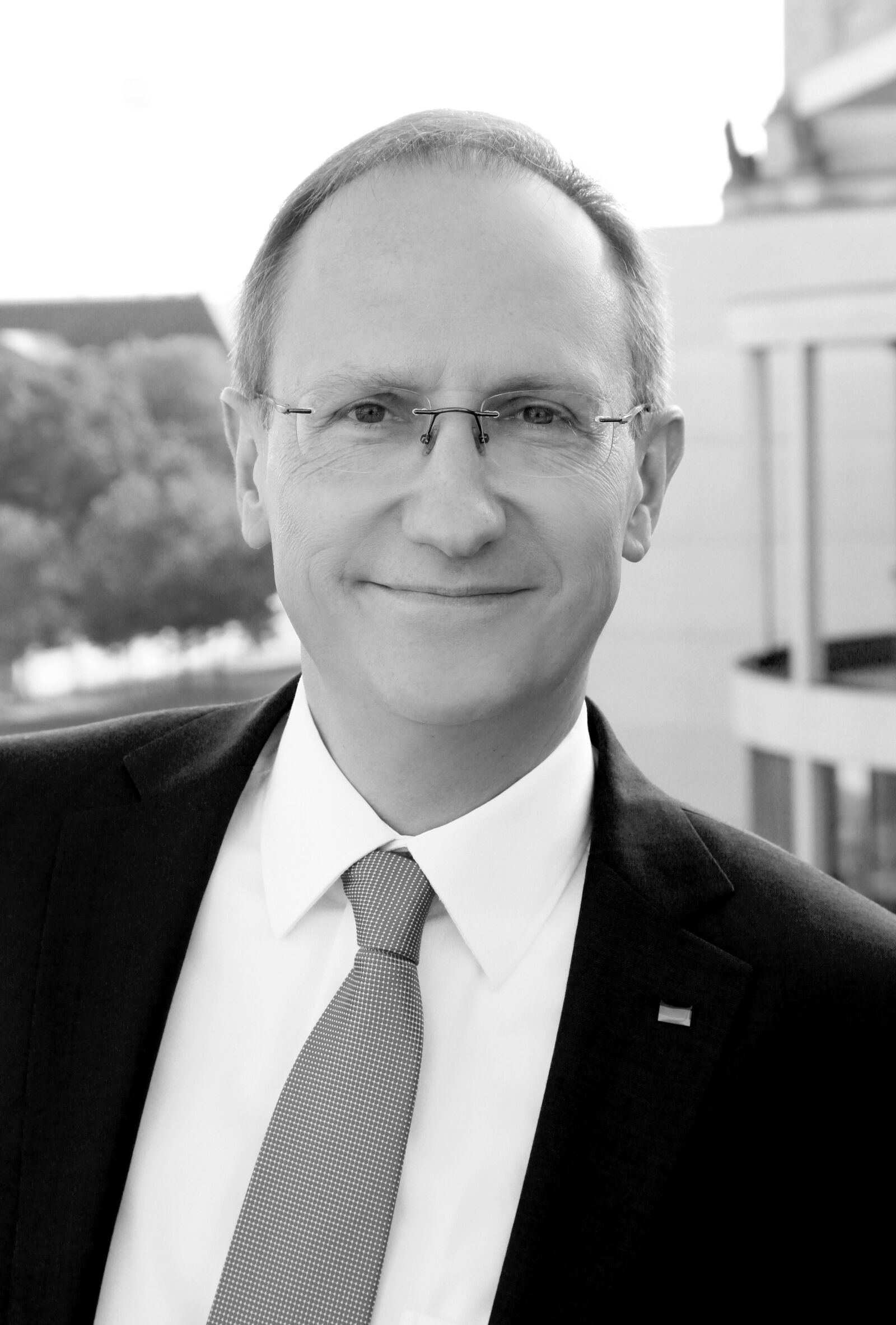 Canon EF 24-105mm F4L IS USM sample photo. Klaus-dieter city councillor, politician photography