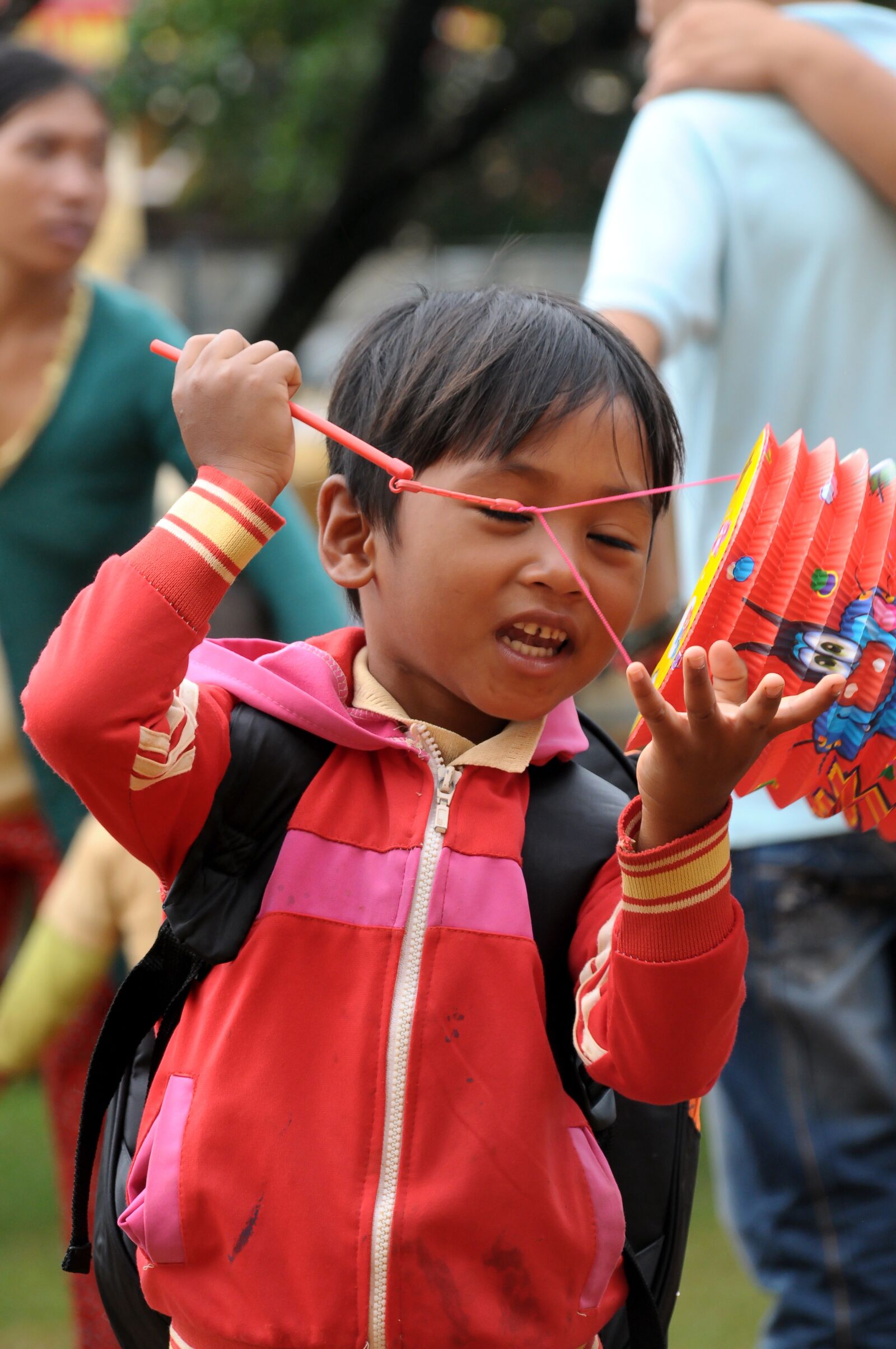 Nikon D90 sample photo. Presents, ethnic minorities, lanterns photography