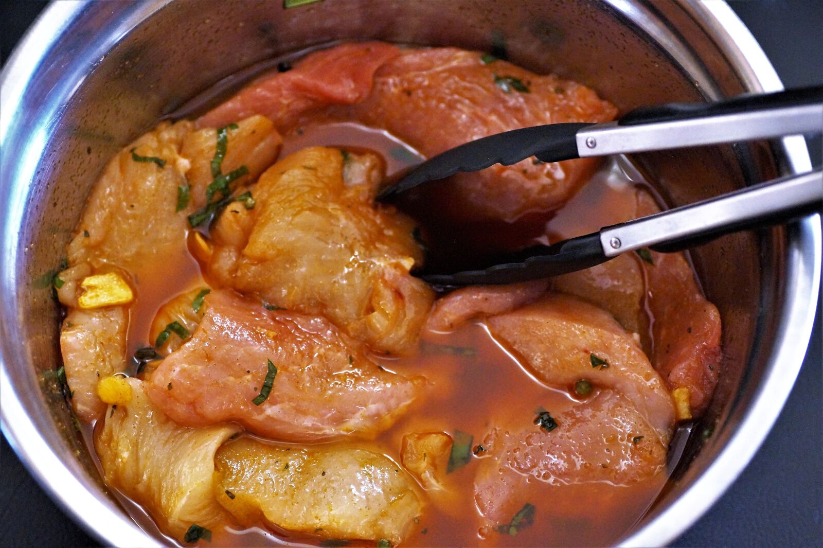 Sony SLT-A58 sample photo. Loaded, meat, on the photography