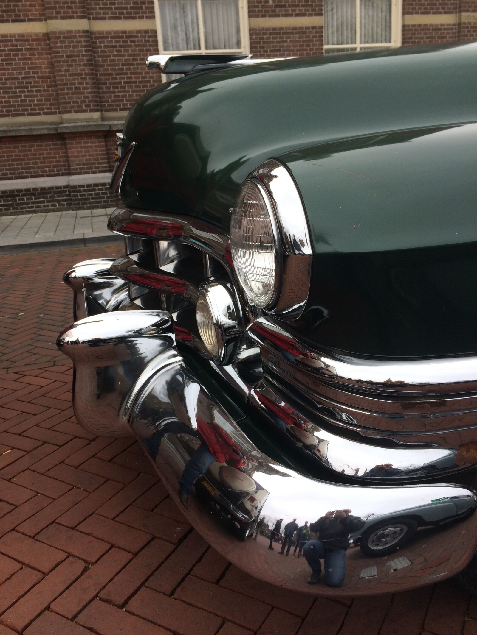 iPhone 5s back camera 4.15mm f/2.2 sample photo. Oldtimer, car, classic car photography