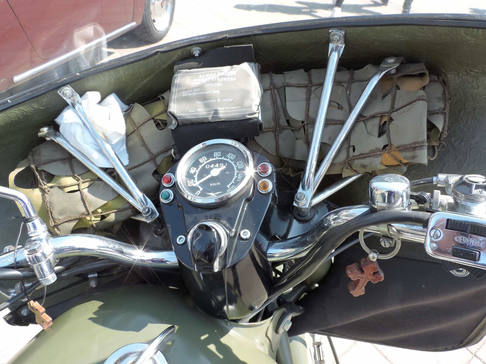 Nikon Coolpix P520 sample photo. Dashboard, motorcycle, speedometer, windshield photography