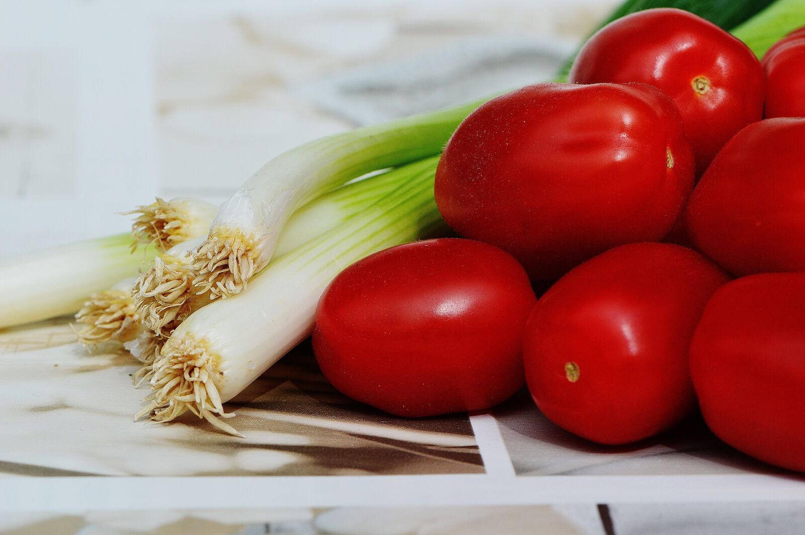 Nikon D3200 sample photo. Tomatoes, spring onions, vegetables photography