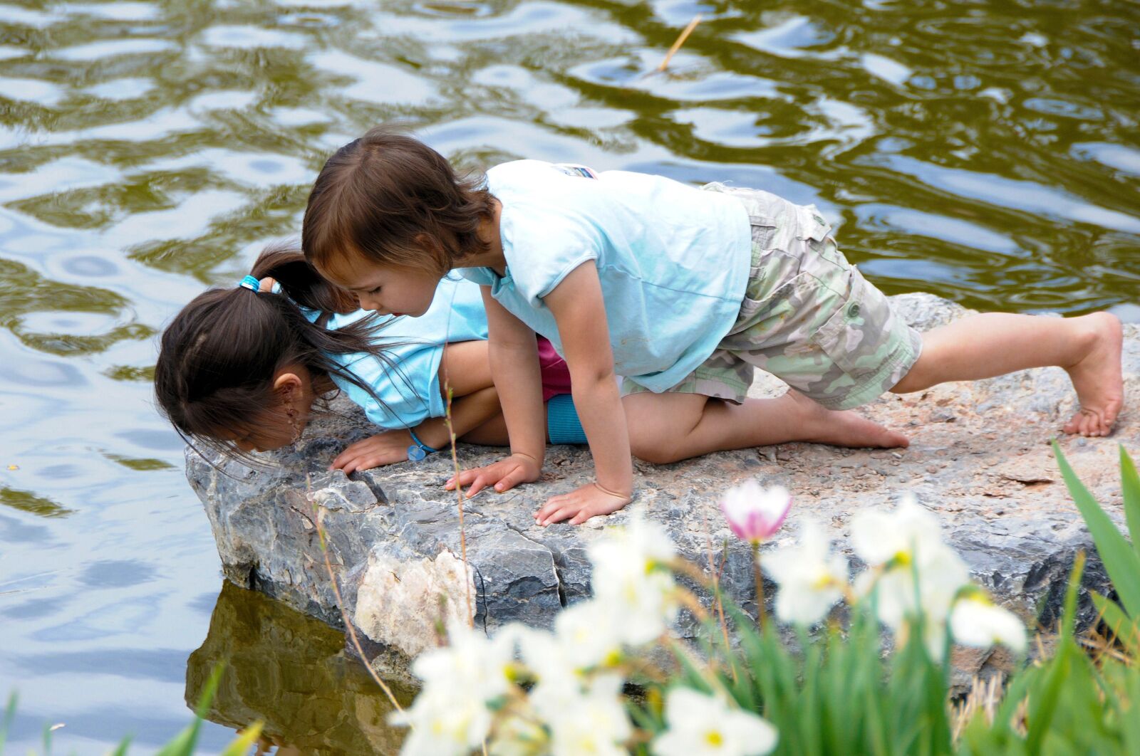 Nikon D300 sample photo. Sisters, water, lake photography