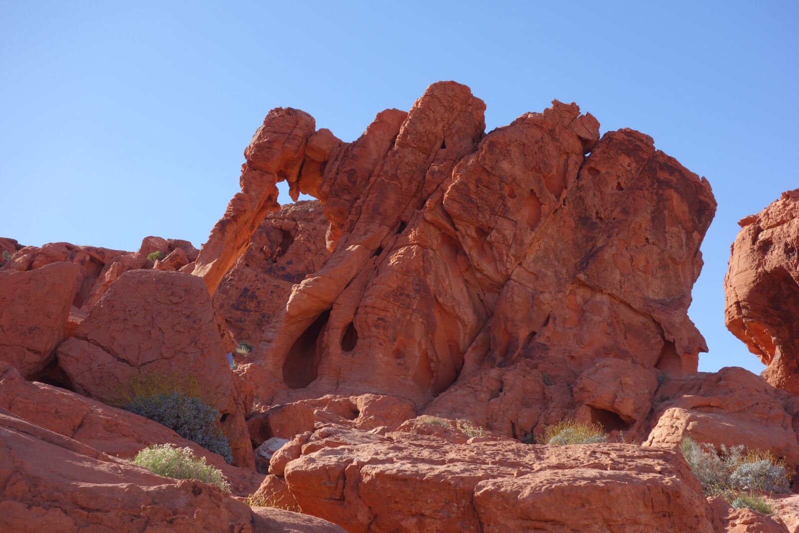 Sony Cyber-shot DSC-RX100 sample photo. Travel, rock, desert photography