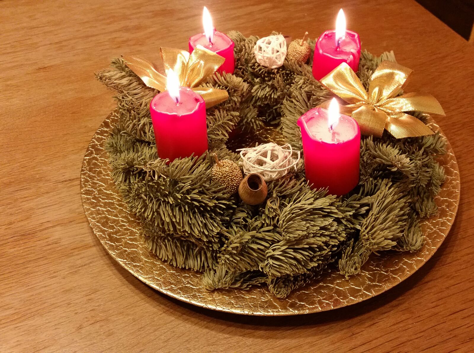 Samsung Galaxy S5 sample photo. Wreath, advent wreath, candles photography
