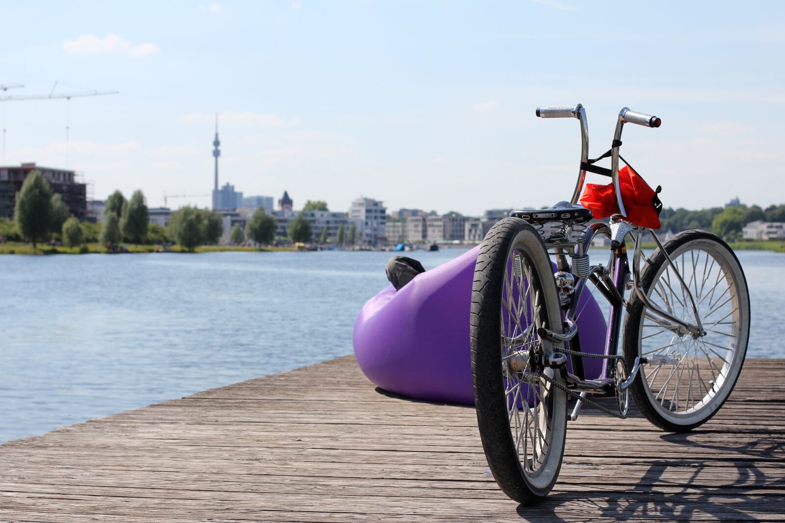 Canon EOS 60D + Canon EF 50mm F1.4 USM sample photo. Relax, bike, dortmund photography