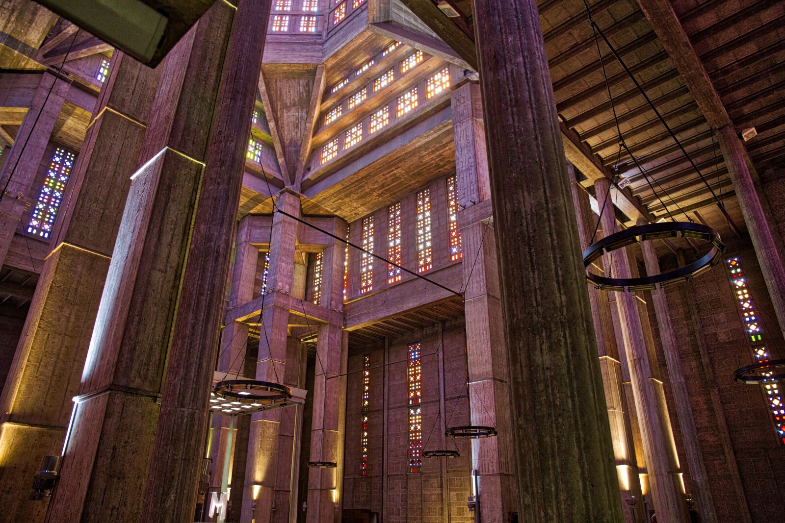 Canon EF 24-70mm F4L IS USM sample photo. Church, indoor, architecture photography