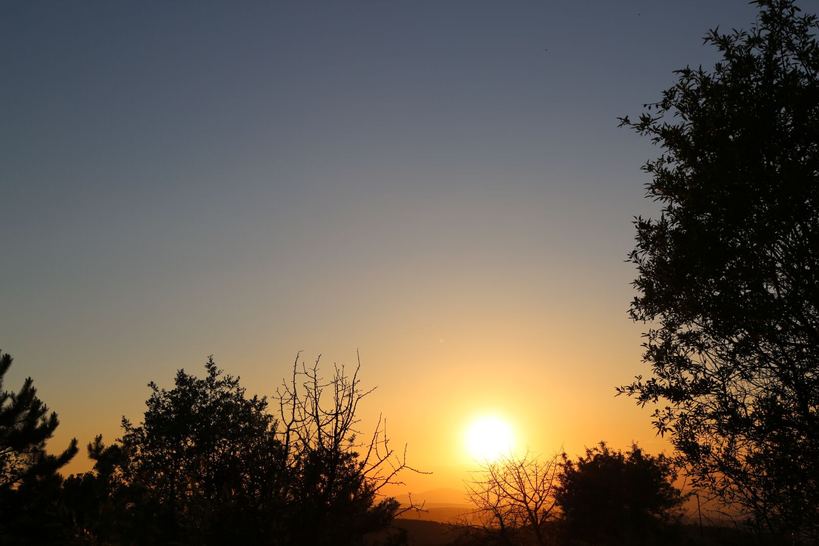 Canon EF 24-105mm F4L IS USM sample photo. Sunset, dawn, solar photography