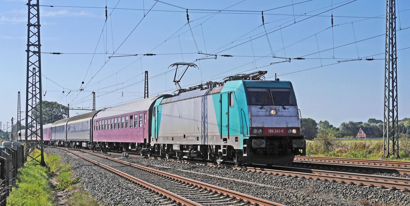 Panasonic Lumix DMC-GH3 sample photo. Charter train, special train photography