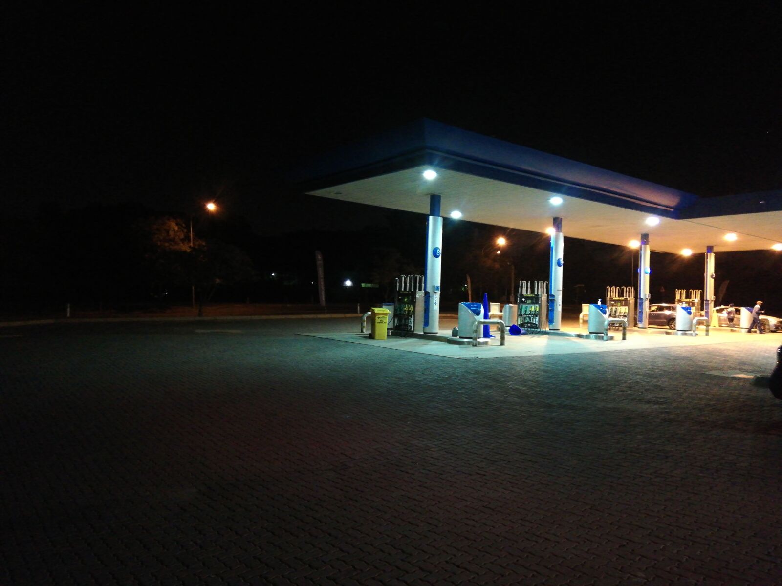 HUAWEI P20 lite sample photo. Gas, gasoline, fuel photography