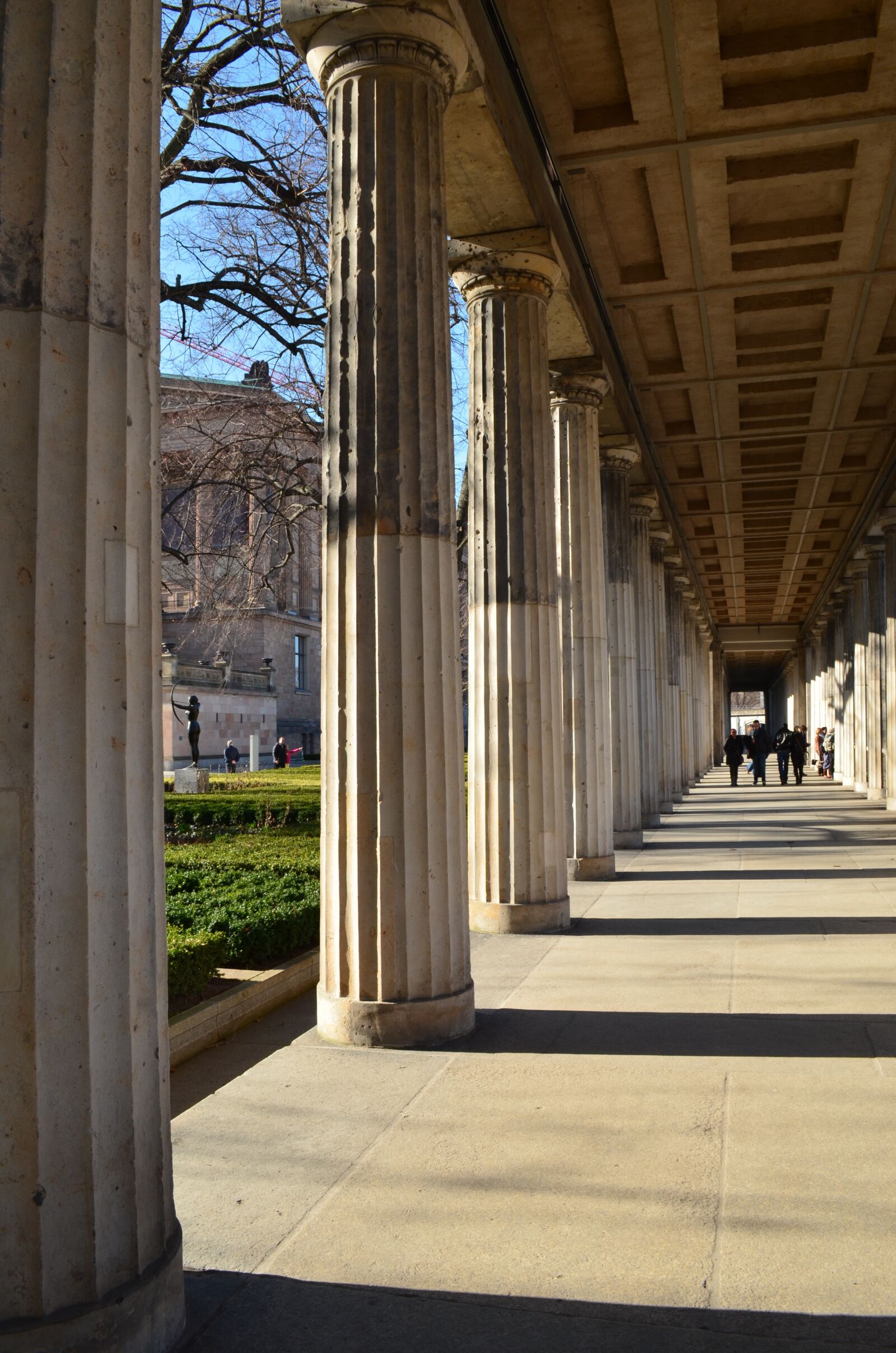 Nikon D5100 sample photo. Gang, columnar, arcade photography