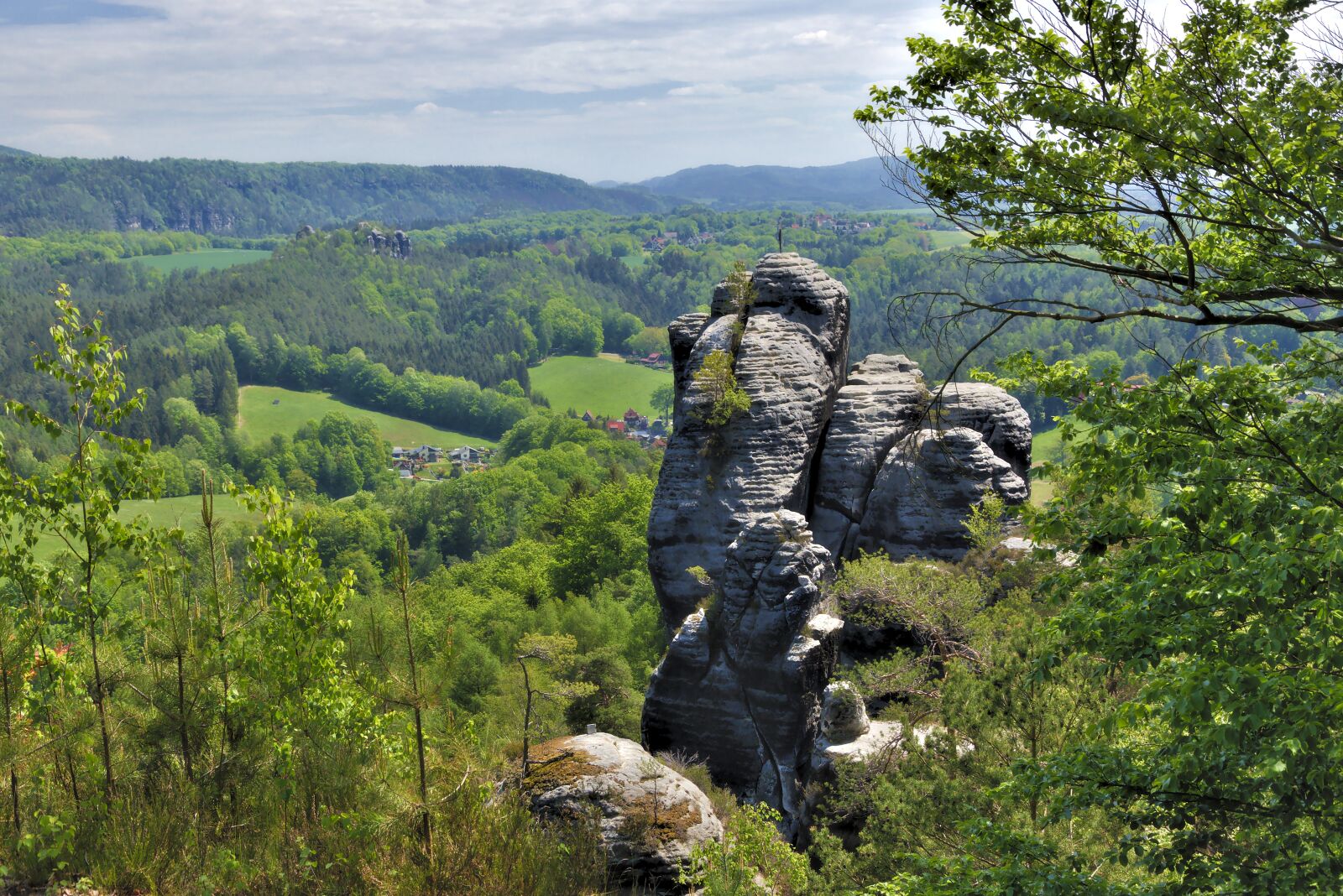 Nikon D5600 sample photo. Rock, cliff, elbe sandstone photography