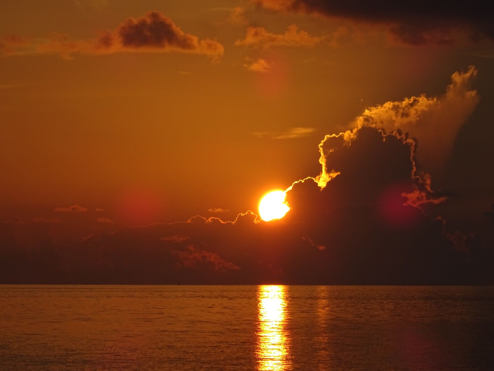 Sony DSC-HX60 sample photo. Sun, the setting sun photography