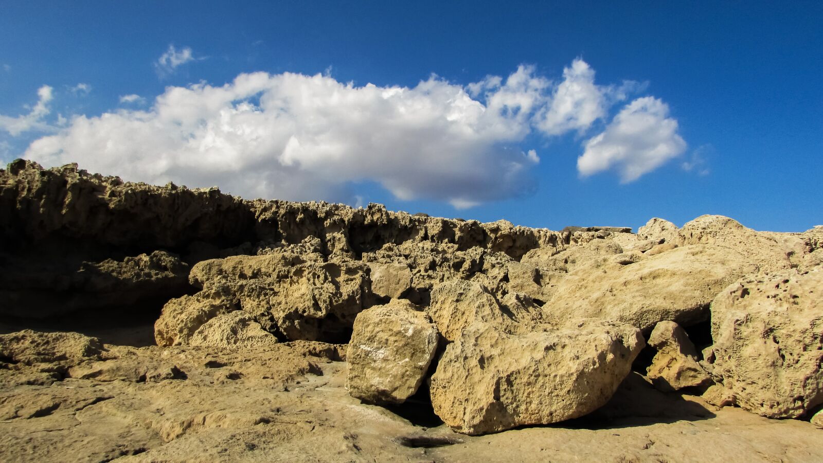 Canon PowerShot SX400 IS sample photo. Landscape, rocky, wild photography