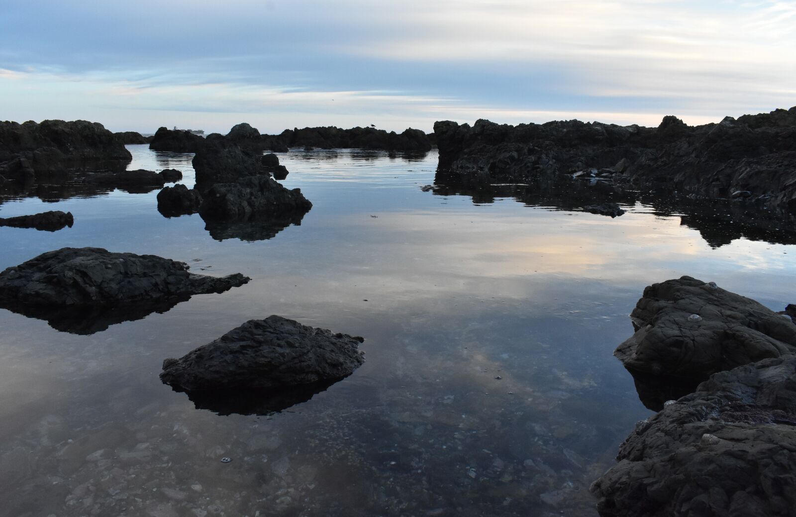 Nikon D3400 sample photo. Sea, rocks, beach photography