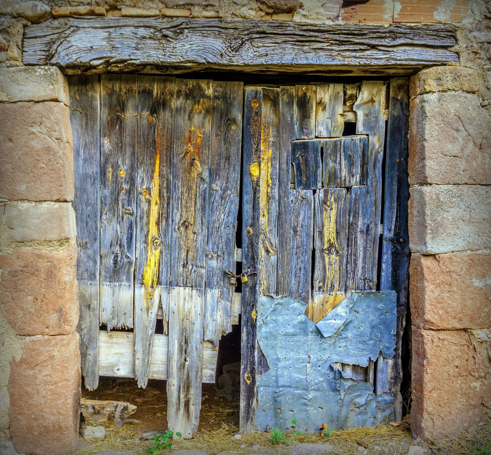 Sony a6000 sample photo. Door, old, wood photography