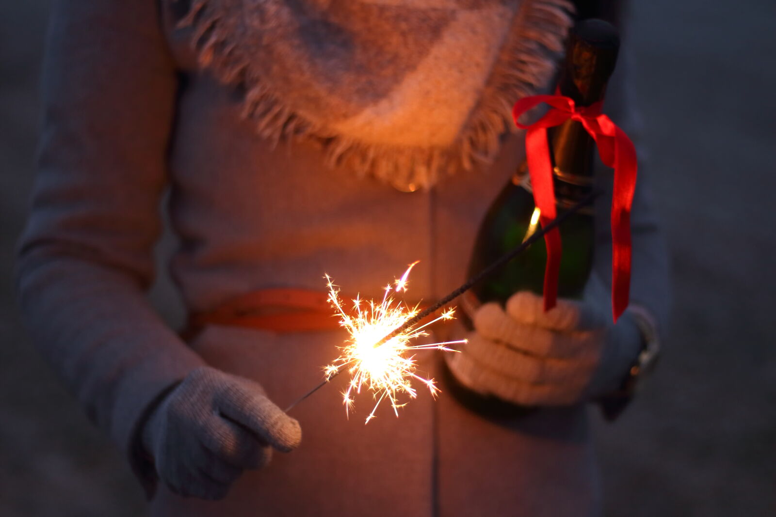 Canon EOS 100D (EOS Rebel SL1 / EOS Kiss X7) sample photo. Burnt, celebration, ceremony, champagne photography