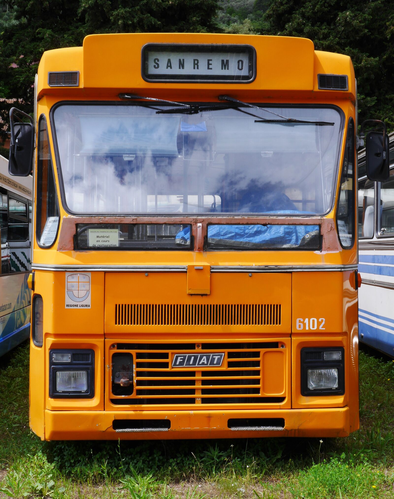 Panasonic Lumix DMC-GH3 sample photo. Old bus, service bus photography