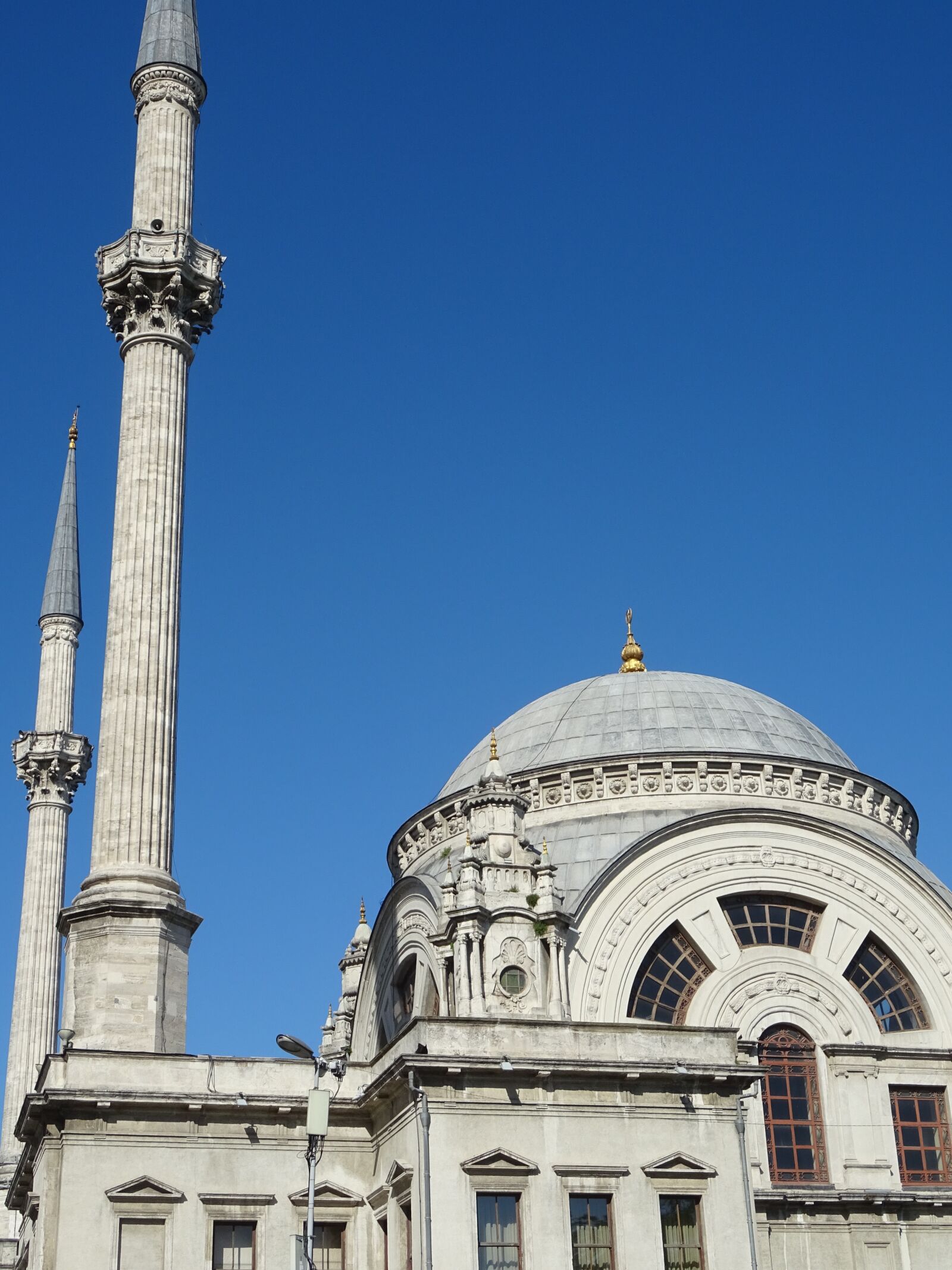 Sony DSC-HX60 sample photo. Mosque, minaret, istanbul photography