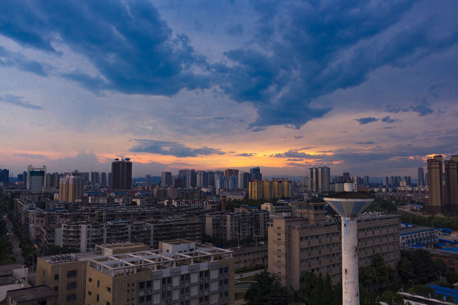 Canon EOS 700D (EOS Rebel T5i / EOS Kiss X7i) sample photo. China, xiangyang, hubei photography