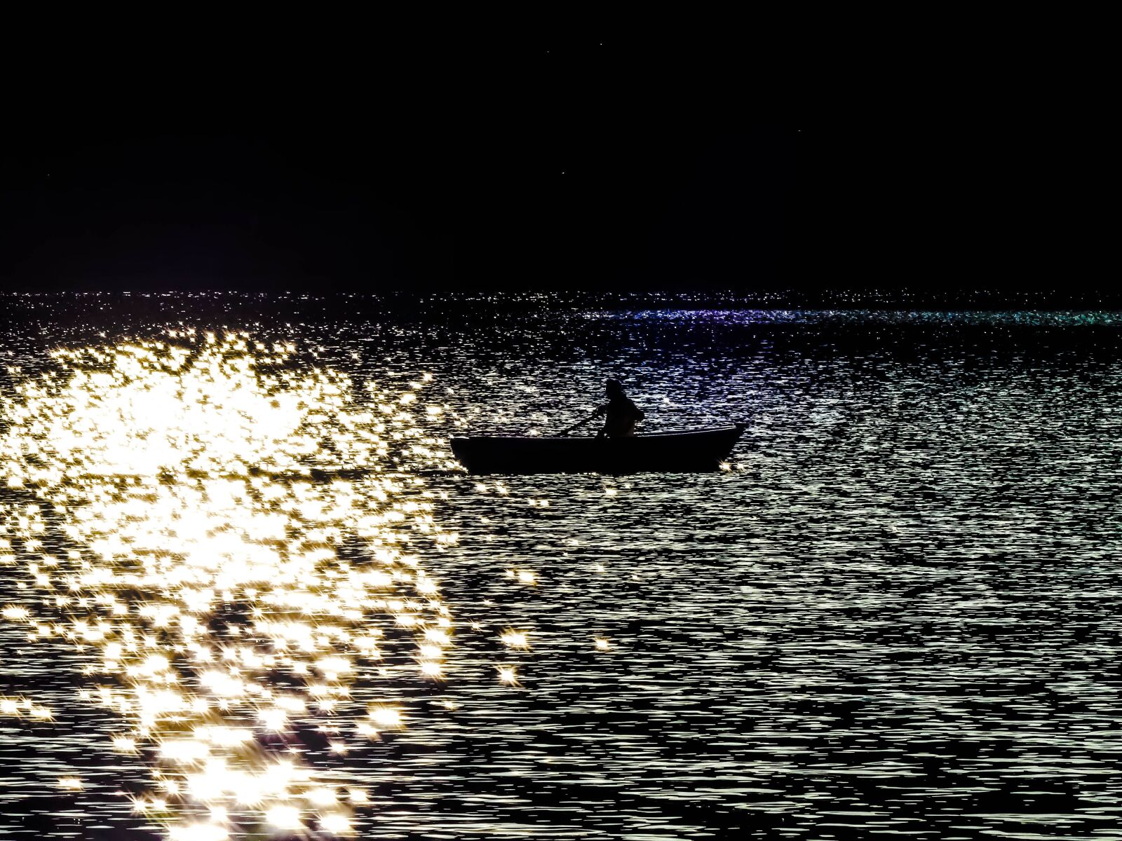 Panasonic Lumix DMC-FZ200 sample photo. The hechtsee, tyrol, boat photography