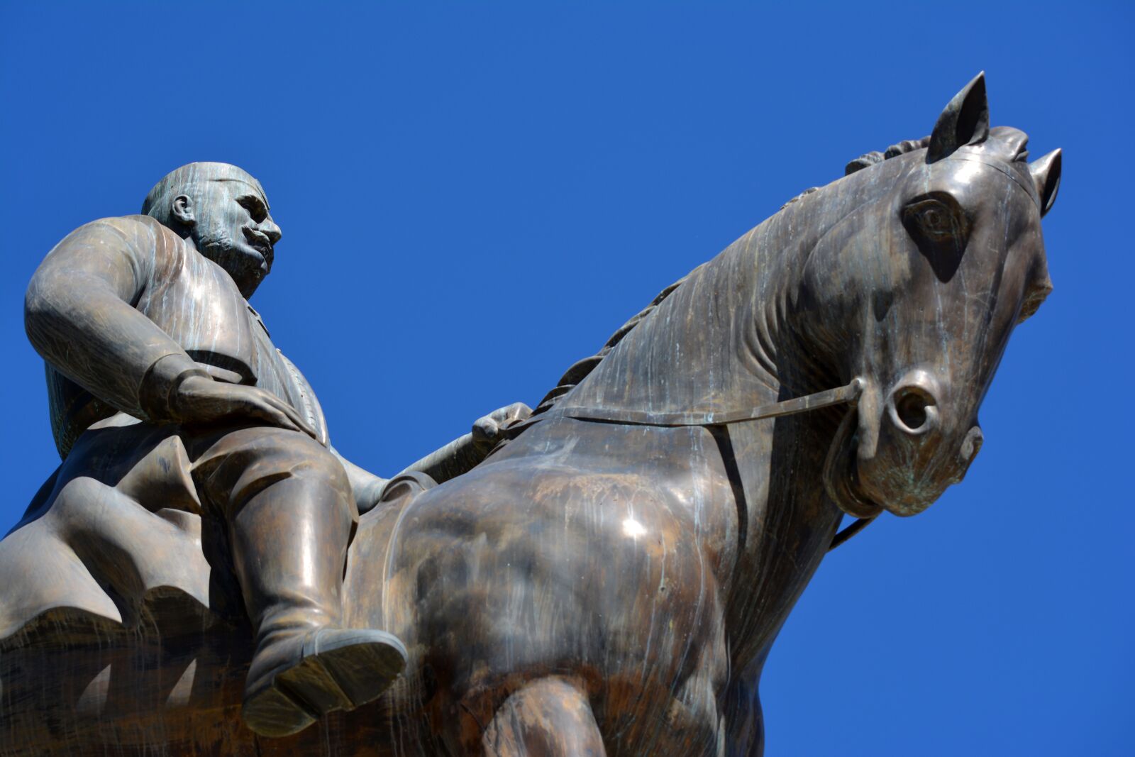 Nikon D5200 sample photo. Monument, sculpture, stone photography
