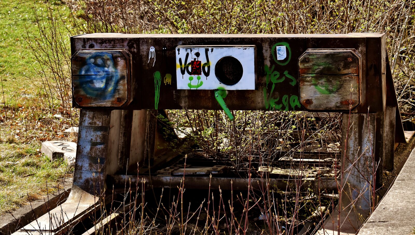 Nikon D7200 sample photo. Buffer stop, brake buffer photography