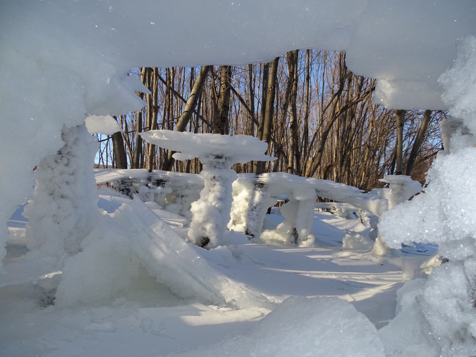 Sony DSC-HX400 sample photo. Winter, snow, ice photography