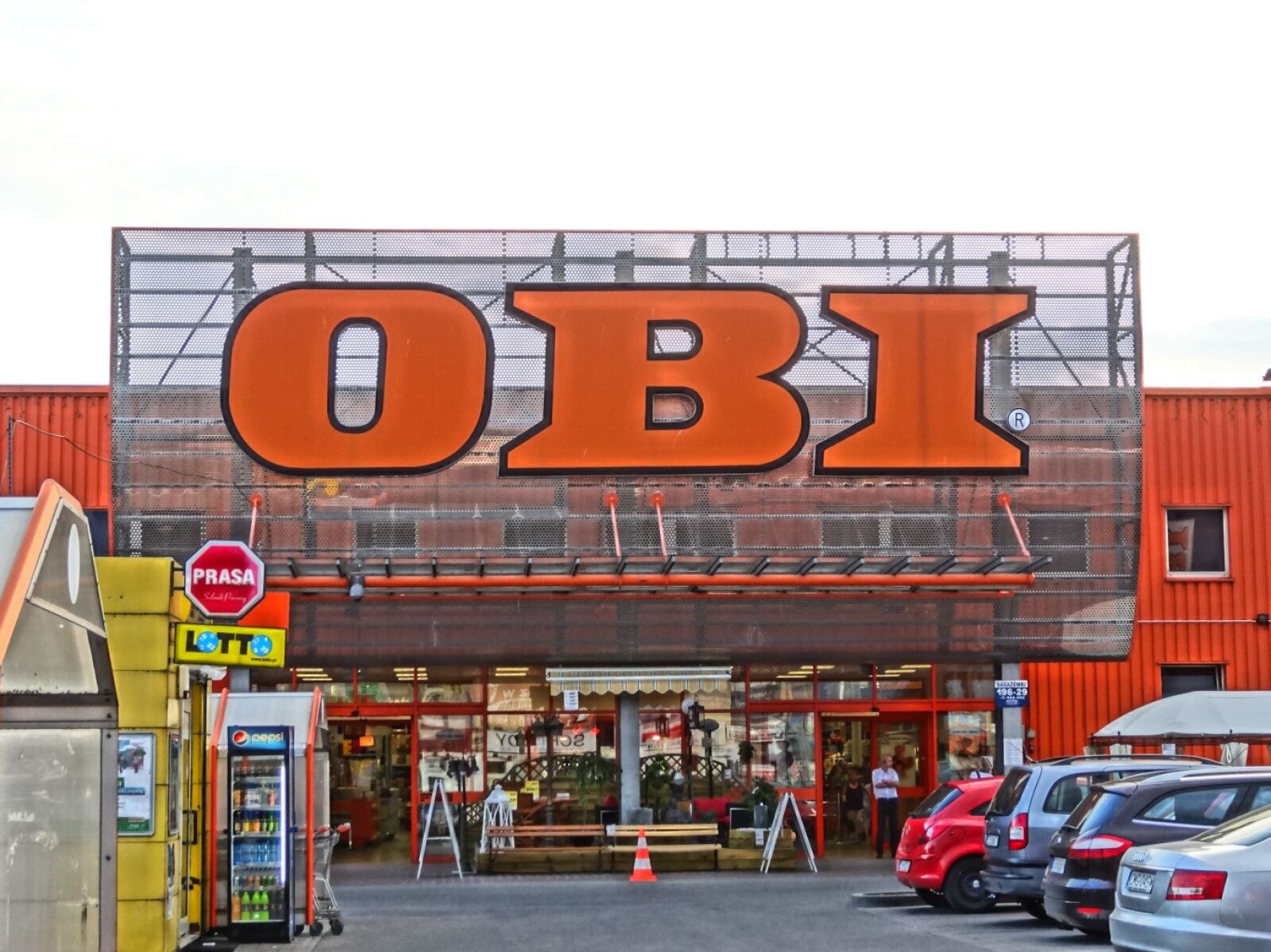 Sony Cyber-shot DSC-HX20V sample photo. Obi, bydgoszcz, hardware store photography