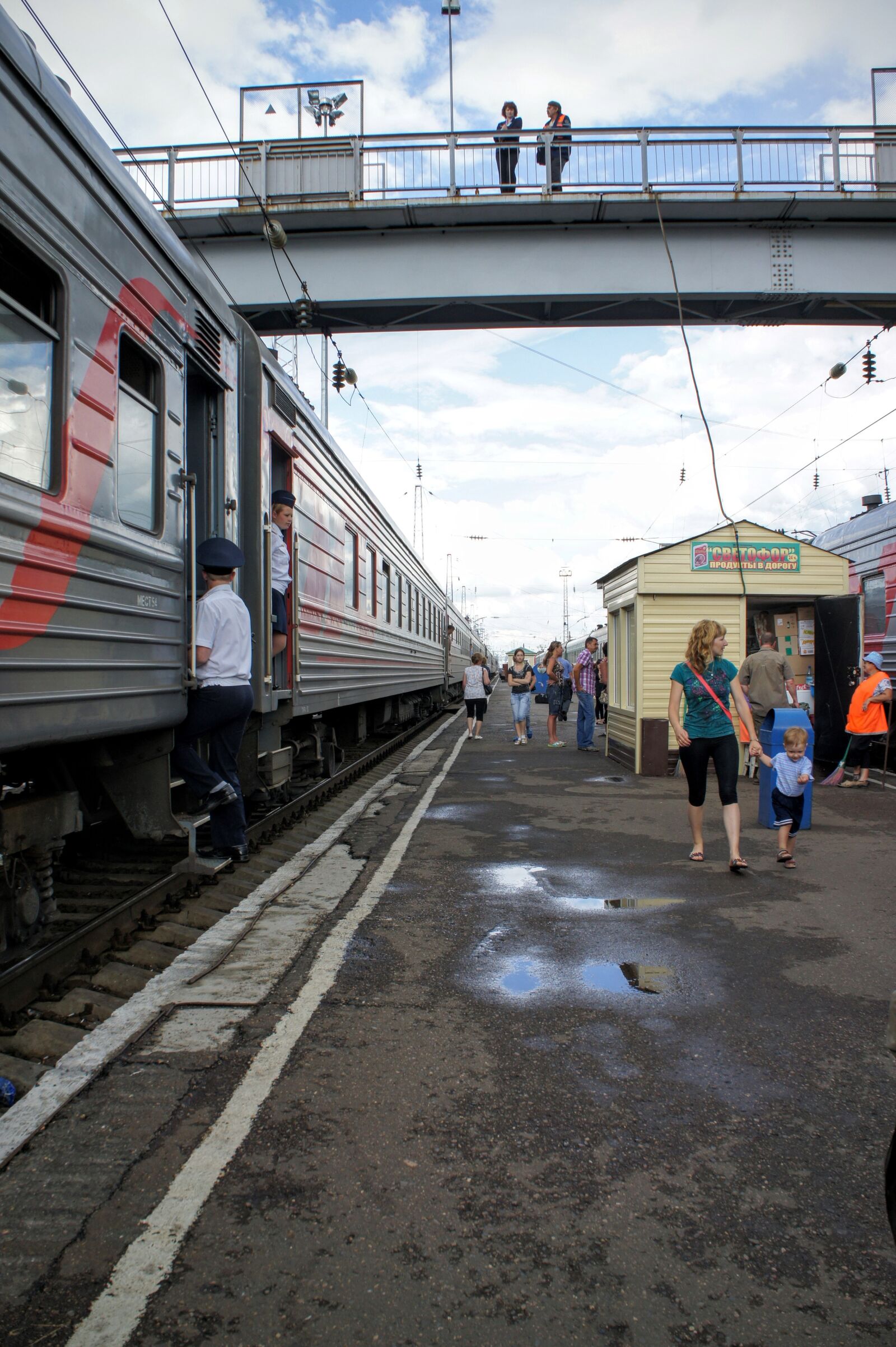 Sony Alpha NEX-5 + Sony E 18-55mm F3.5-5.6 OSS sample photo. Trans-siberian railway, station, railway photography