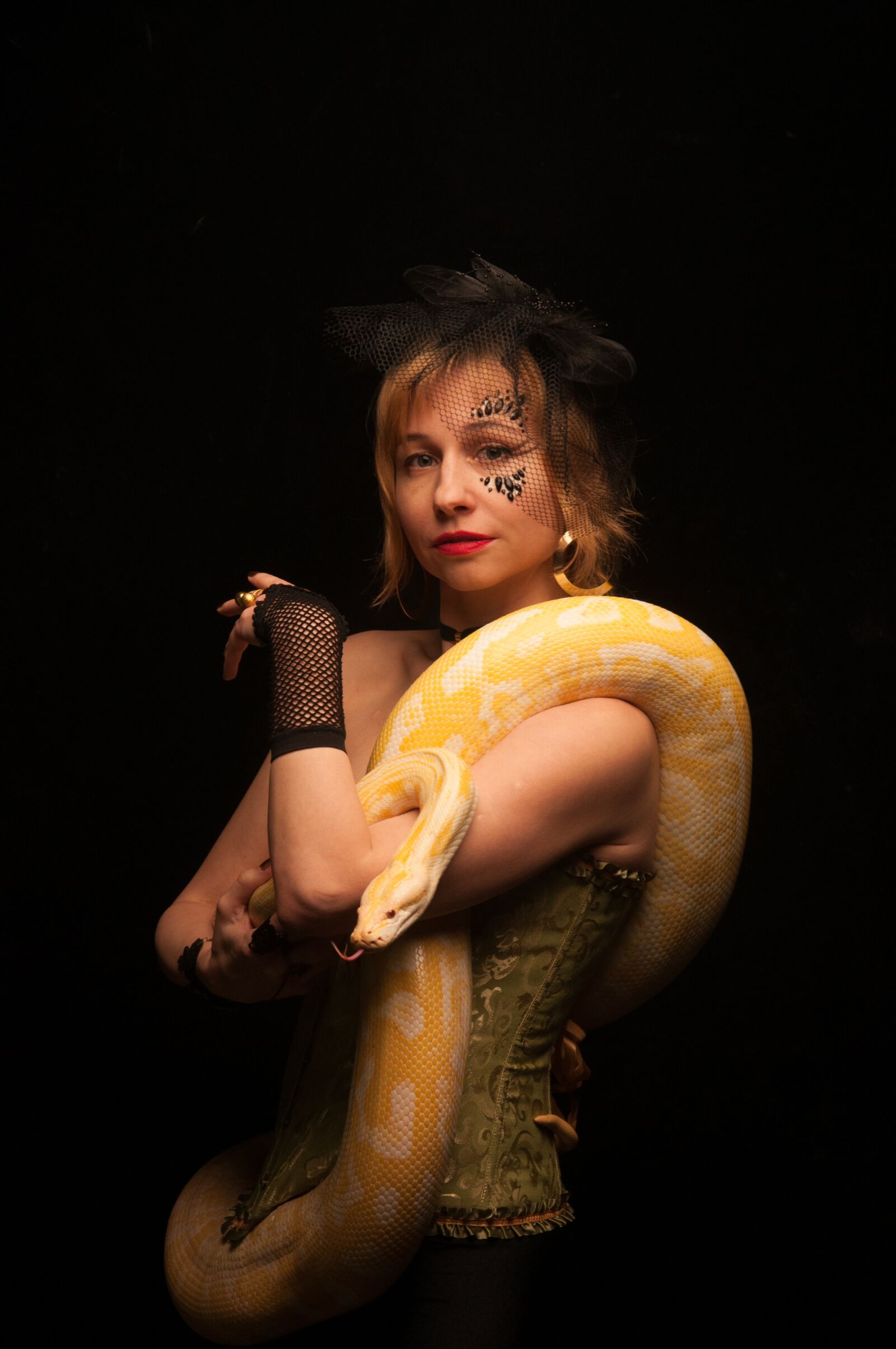 Nikon D90 sample photo. Snake, address by, albino photography